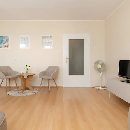 Cozy Jelitkowski Dwor In With Parking By Renters *