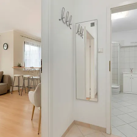 Apartment Cozy Jelitkowski Dwor In With Parking By Renters *